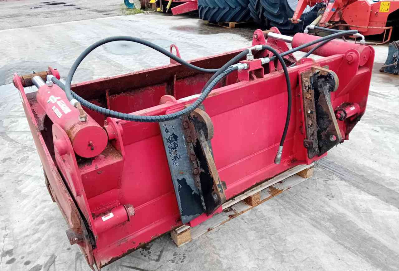 Redrock Allround 85-200 kuilhapper Volvo L30 aansl. voermachines - Udstyr til ensilage: billede 4 Redrock Allround 85-200 kuilhapper Volvo L30 aansl. voermachines - Udstyr til ensilage: billede 4