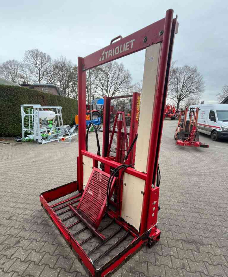 Trioliet TU195 Kuilvoersnijder kuilsnijder hefmast voermachines - Udstyr til ensilage: billede 3 Trioliet TU195 Kuilvoersnijder kuilsnijder hefmast voermachines - Udstyr til ensilage: billede 3