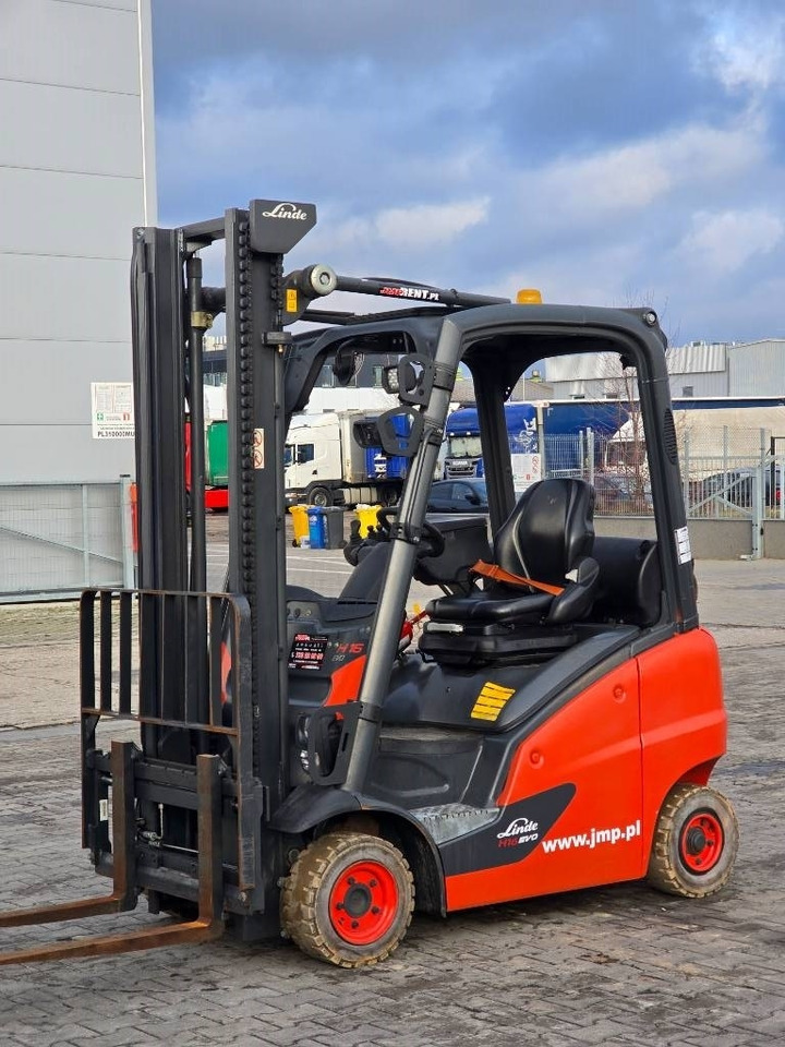 Linde H 16 T - 01 - Gas gaffeltruck: billede 3 Linde H 16 T - 01 - Gas gaffeltruck: billede 3