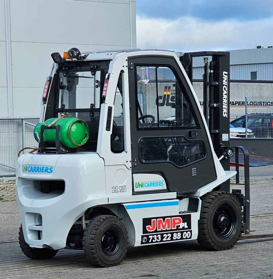 Gas gaffeltruck UniCarriers U1D2A25LQ DX25: billede 10 Gas gaffeltruck UniCarriers U1D2A25LQ DX25: billede 10