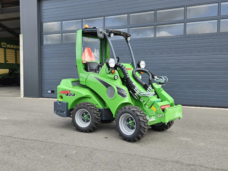 Avant 423 TDL+ Mini-shovel - Skridstyret minilæsser på bånd: billede 1 Avant 423 TDL+ Mini-shovel - Skridstyret minilæsser på bånd: billede 1