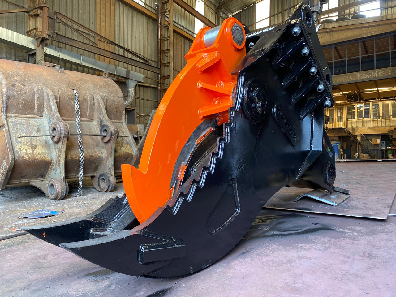 Cracker attacment - Hydrauliske sakse for Entreprenørmaskin: billede 1 Cracker attacment - Hydrauliske sakse for Entreprenørmaskin: billede 1