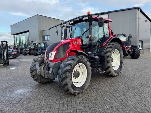 Valtra N123 Hitech5 - Traktor: billede 4 Valtra N123 Hitech5 - Traktor: billede 4