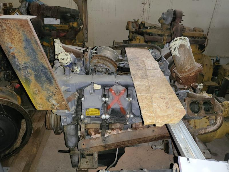 Deutz CD 2015 V08 - Motor for Entreprenørmaskin: billede 1 Deutz CD 2015 V08 - Motor for Entreprenørmaskin: billede 1