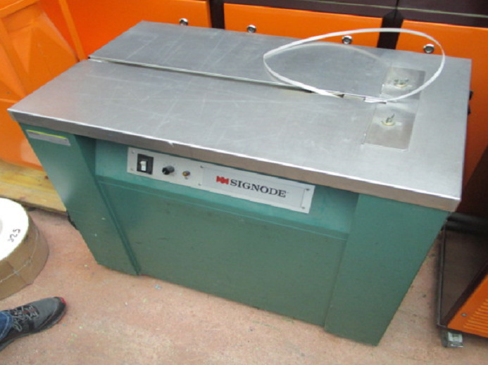 BANDEROLIERMASCHINE SIGNODE MS 220/50 - Pakkemaskine: billede 1 BANDEROLIERMASCHINE SIGNODE MS 220/50 - Pakkemaskine: billede 1