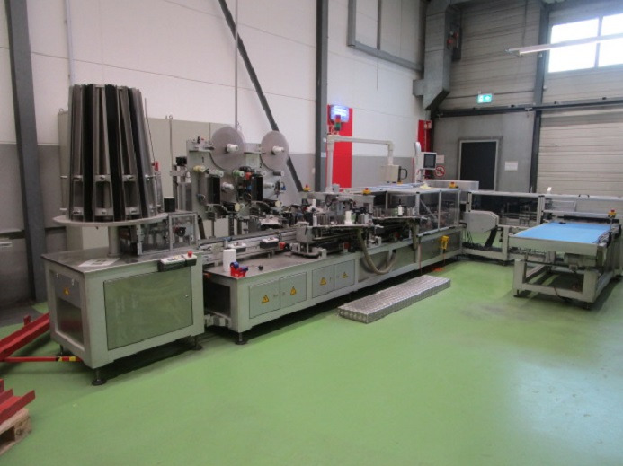 BECHER ETIKETTIERANLAGE SCHLEUTER GU 4S 6 - Pakkemaskine: billede 1 BECHER ETIKETTIERANLAGE SCHLEUTER GU 4S 6 - Pakkemaskine: billede 1