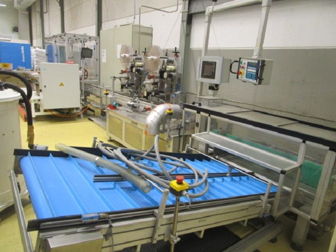 DECKEL ETIKETTIER ANLAGE SCHLEUTER GU 2 DO MIT 2xLÖFFELEINLEGESTATIONEN - Pakkemaskine: billede 5 DECKEL ETIKETTIER ANLAGE SCHLEUTER GU 2 DO MIT 2xLÖFFELEINLEGESTATIONEN - Pakkemaskine: billede 5