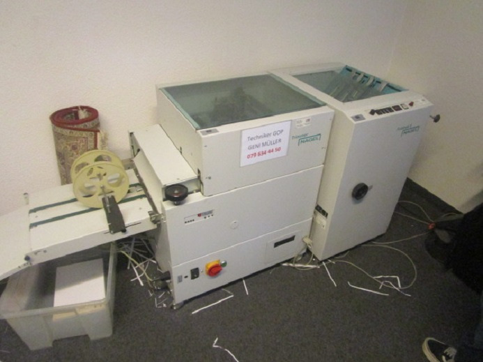 FALZ- UND HEFTMASCHINE NAGEL FOLDNAK 8 MIT TRIMMER - Falsemaskine: billede 1 FALZ- UND HEFTMASCHINE NAGEL FOLDNAK 8 MIT TRIMMER - Falsemaskine: billede 1