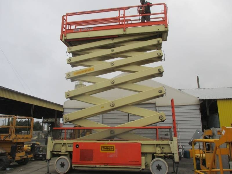 JLG Liftlux 245-12 - Sakselift: billede 1 JLG Liftlux 245-12 - Sakselift: billede 1