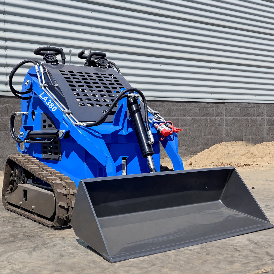 LEZUM Free Shipping Mini Skid Steer Loader Compact Track Electric/Diesel Chinese Mini Skid Steer Loader For Sale With Mini Skid Steer Attachments 4 In 1 Bucket - Skridstyret minilæsser: billede 3 LEZUM Free Shipping Mini Skid Steer Loader Compact Track Electric/Diesel Chinese Mini Skid Steer Loader For Sale With Mini Skid Steer Attachments 4 In 1 Bucket - Skridstyret minilæsser: billede 3