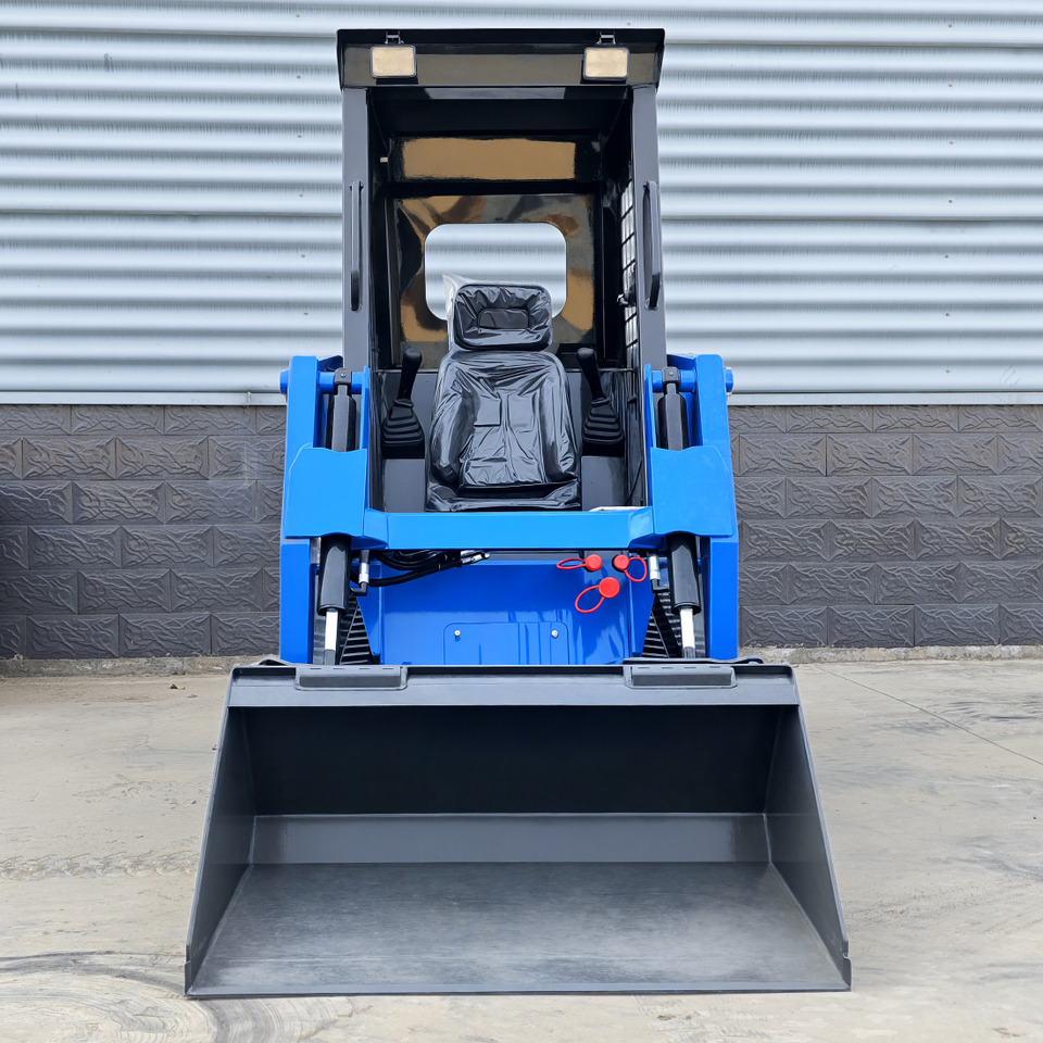 LEZUM LA670 Mini Small Skid Steer Loader Compact Track Diesel Mini Skid Steer Loader For Sale With Small Mini Skid Steer Attachments 4 In 1 Bucket - Skridstyret minilæsser: billede 2 LEZUM LA670 Mini Small Skid Steer Loader Compact Track Diesel Mini Skid Steer Loader For Sale With Small Mini Skid Steer Attachments 4 In 1 Bucket - Skridstyret minilæsser: billede 2