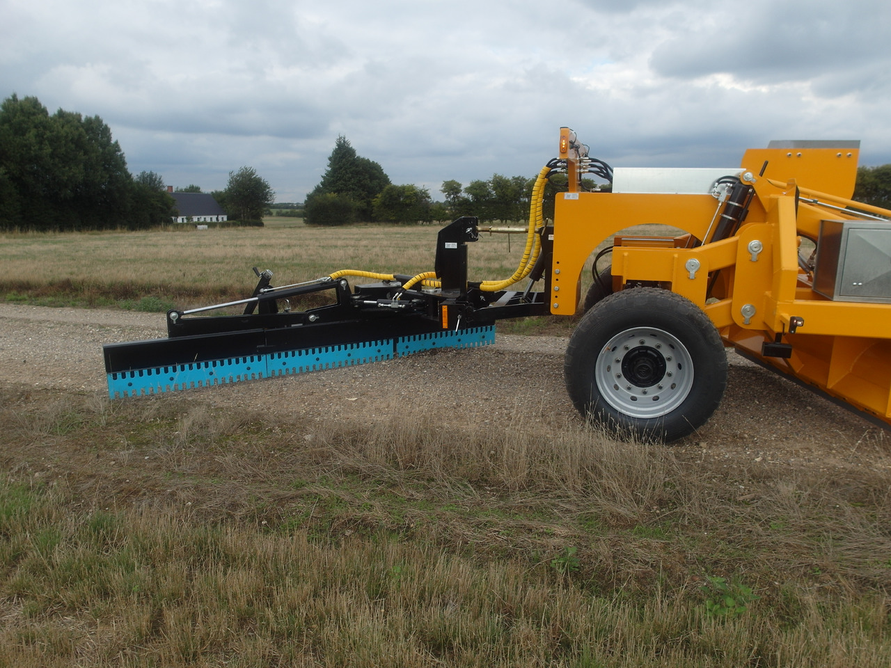 GST 2550 Gravel road tractor Grader - Grader: billede 4 GST 2550 Gravel road tractor Grader - Grader: billede 4