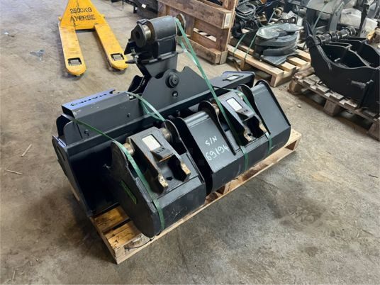 3 godets attache Morin M1 - Skovl til gravemaskine: billede 2 3 godets attache Morin M1 - Skovl til gravemaskine: billede 2