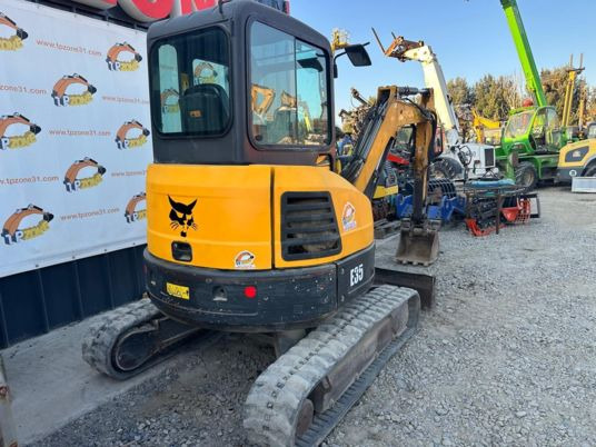 Bobcat E35 Cabine à 23500 € HT - Minigravemaskine: billede 3 Bobcat E35 Cabine à 23500 € HT - Minigravemaskine: billede 3