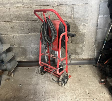 Démolisseur milwaukee K2628 - Bygningsudstyr: billede 3 Démolisseur milwaukee K2628 - Bygningsudstyr: billede 3