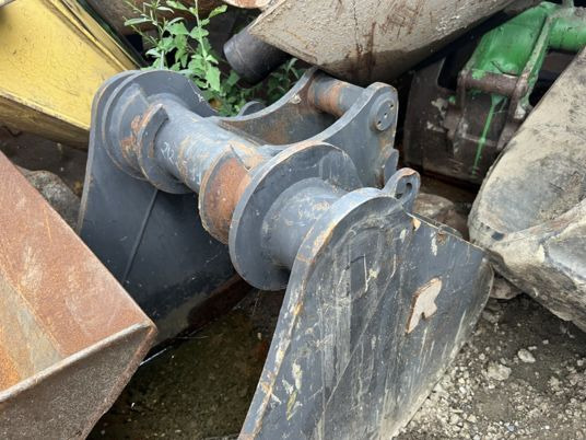 Godet Morin M4 - Skovl til gravemaskine: billede 2 Godet Morin M4 - Skovl til gravemaskine: billede 2