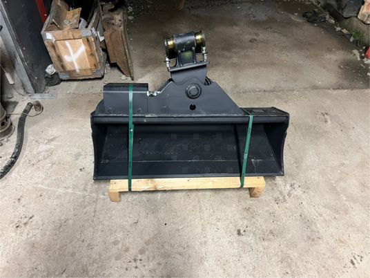 Godet de curage inclinable - Morin M0 - Skovl til gravemaskine: billede 2 Godet de curage inclinable - Morin M0 - Skovl til gravemaskine: billede 2