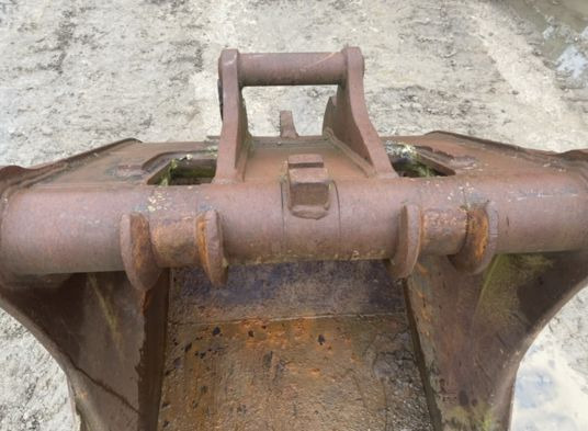 Godet de terrassement Morin M6 - Skovl til gravemaskine: billede 5 Godet de terrassement Morin M6 - Skovl til gravemaskine: billede 5