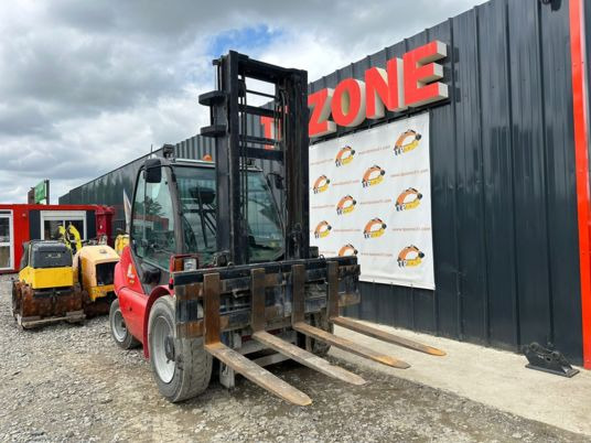 Manitou MSI40 Cabine à 27900 € HT - Diesel gaffeltruck: billede 3 Manitou MSI40 Cabine à 27900 € HT - Diesel gaffeltruck: billede 3