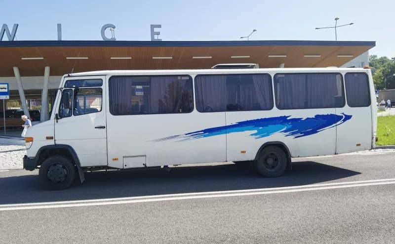 Mercedes-Benz Vario 815D 39+14 - Forstæder bus: billede 3 Mercedes-Benz Vario 815D 39+14 - Forstæder bus: billede 3
