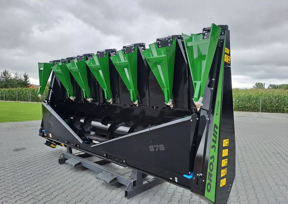 Oros Oros SUN 676 6 rzędowy, Nowe Przystawki do zbioru Słonecznika - Skærebord til solsikker: billede 1 Oros Oros SUN 676 6 rzędowy, Nowe Przystawki do zbioru Słonecznika - Skærebord til solsikker: billede 1