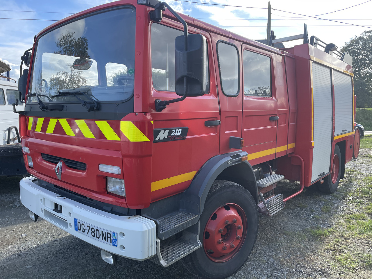 Renault Midliner m210 fpt fourgon pompe tonne - Brandbil: billede 1 Renault Midliner m210 fpt fourgon pompe tonne - Brandbil: billede 1