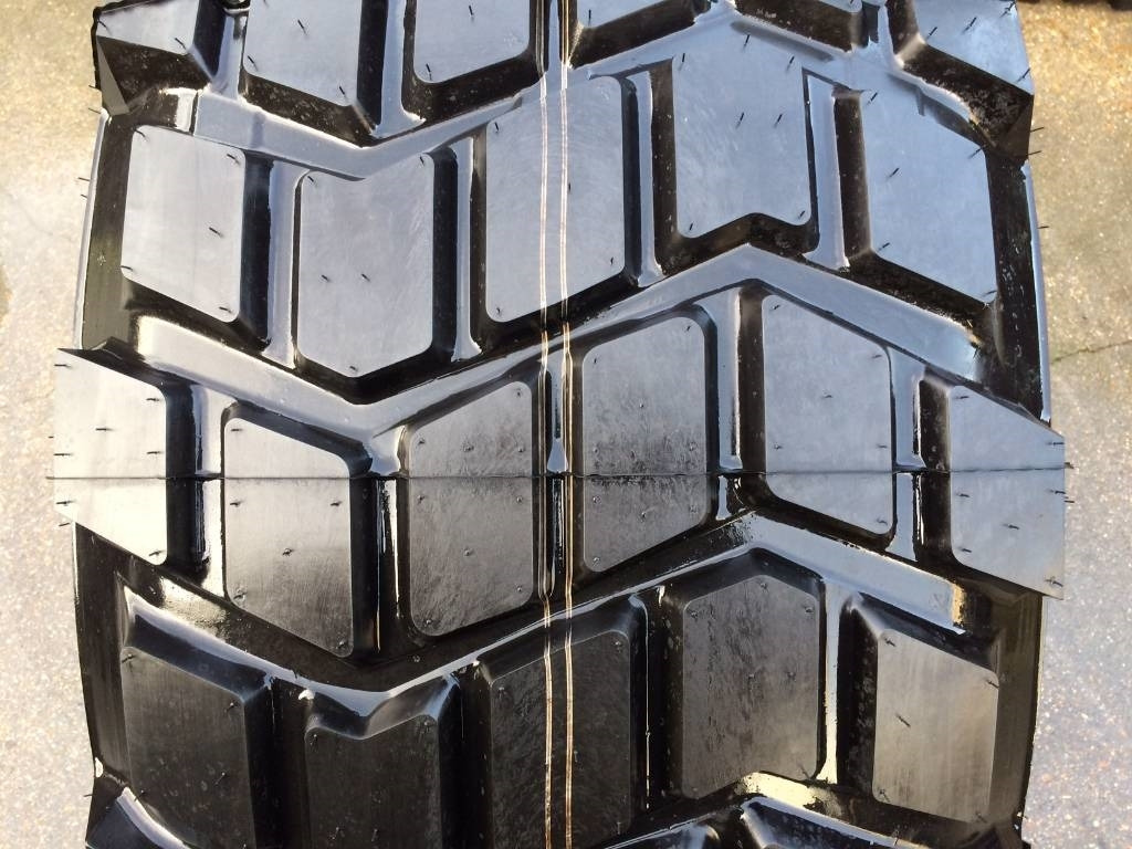 Michelin 525/65R20.5 XS - NEW - Dæk for Landbrugsmaskine: billede 3 Michelin 525/65R20.5 XS - NEW - Dæk for Landbrugsmaskine: billede 3