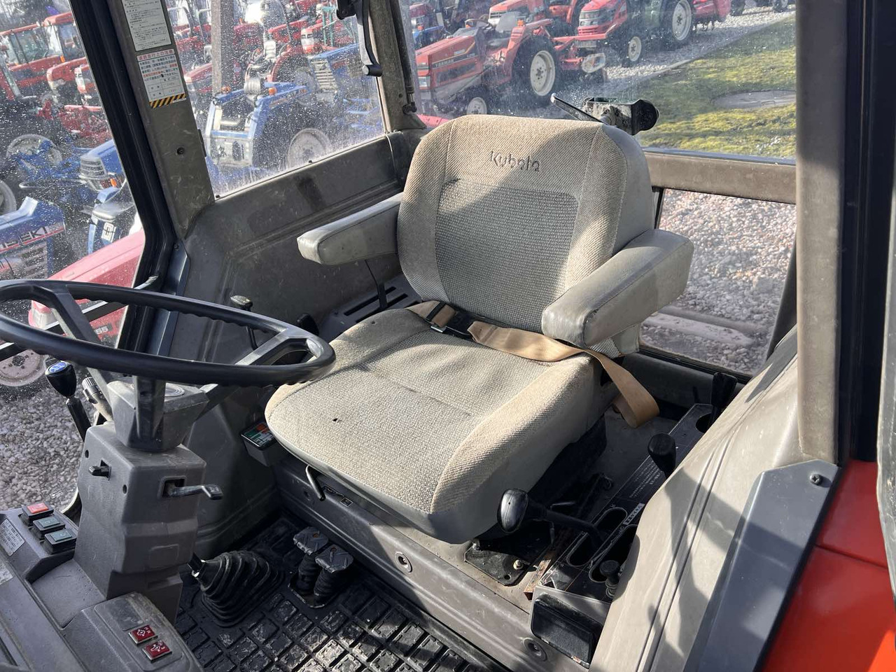 Kubota M1-65 - Traktor: billede 4 Kubota M1-65 - Traktor: billede 4