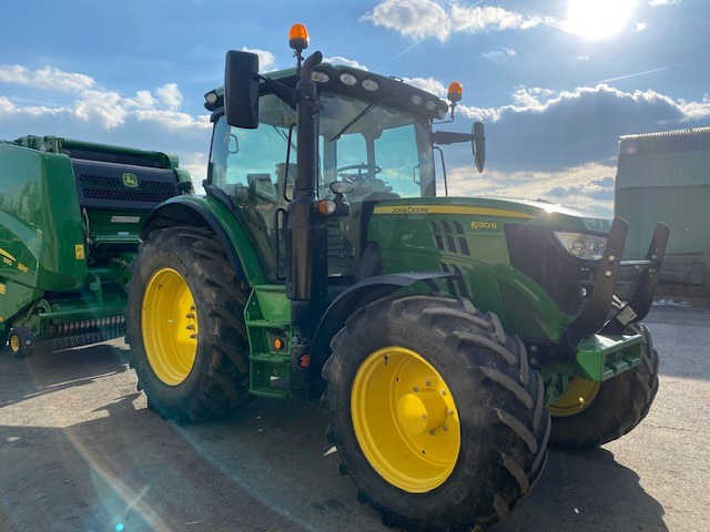 JOHN DEERE 6130R - Traktor: billede 2 JOHN DEERE 6130R - Traktor: billede 2