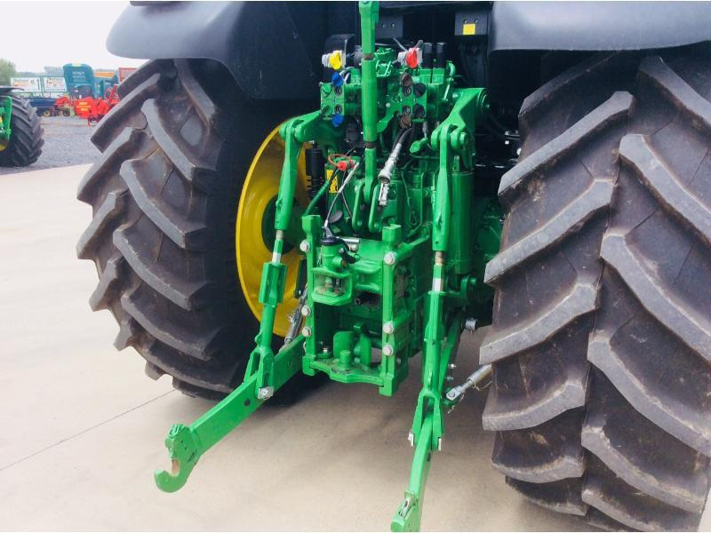 JOHN DEERE 6175M - Traktor: billede 5 JOHN DEERE 6175M - Traktor: billede 5
