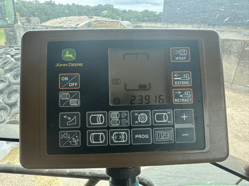 JOHN DEERE 864 - Rundballepresse: billede 4 JOHN DEERE 864 - Rundballepresse: billede 4