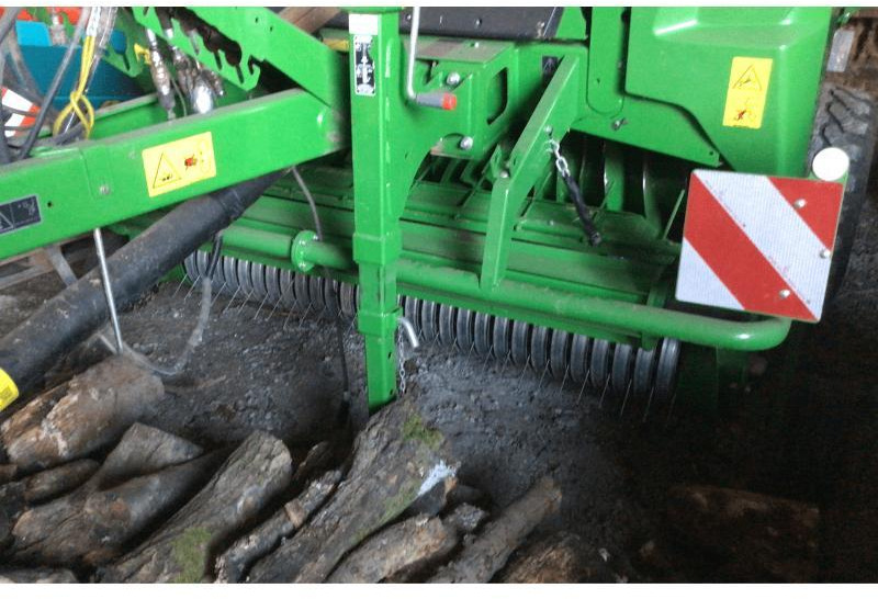 JOHN DEERE V461M - Rundballepresse: billede 2 JOHN DEERE V461M - Rundballepresse: billede 2