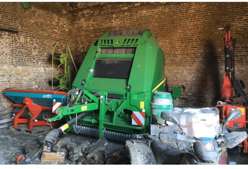 JOHN DEERE V461M - Rundballepresse: billede 1 JOHN DEERE V461M - Rundballepresse: billede 1