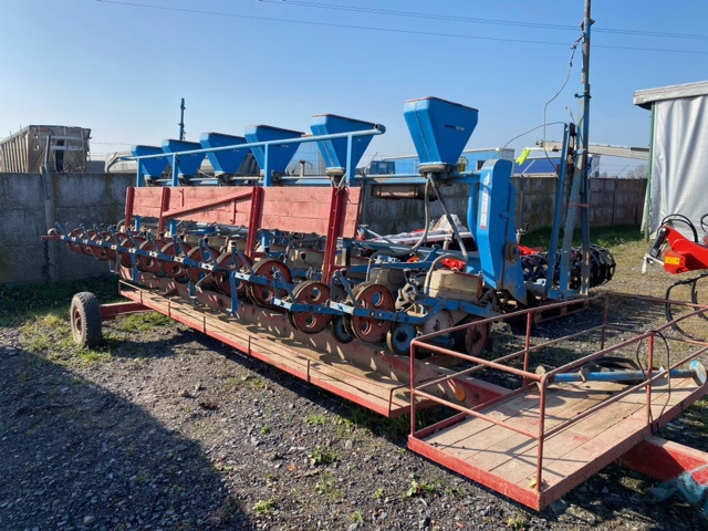 MONOSEM BR 12R - Præcisionssåmaskine: billede 1 MONOSEM BR 12R - Præcisionssåmaskine: billede 1