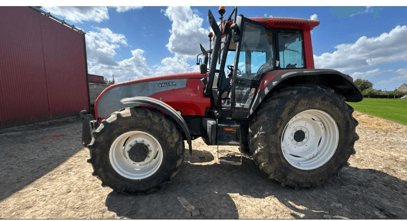 VALTRA T160 - Traktor: billede 1 VALTRA T160 - Traktor: billede 1