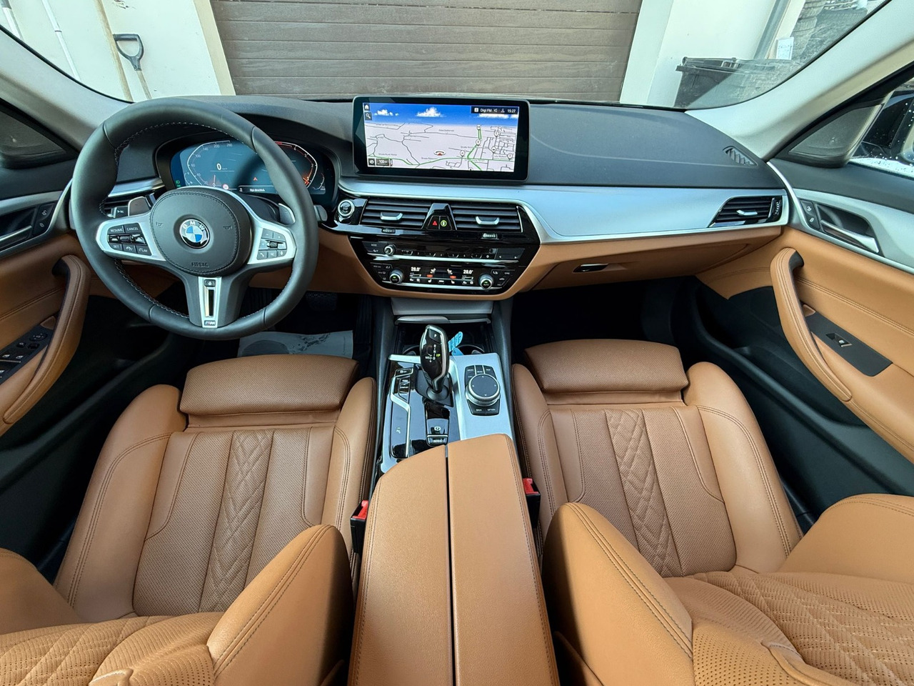 BMW 520D MILDHYBRID - Sedan: billede 5 BMW 520D MILDHYBRID - Sedan: billede 5