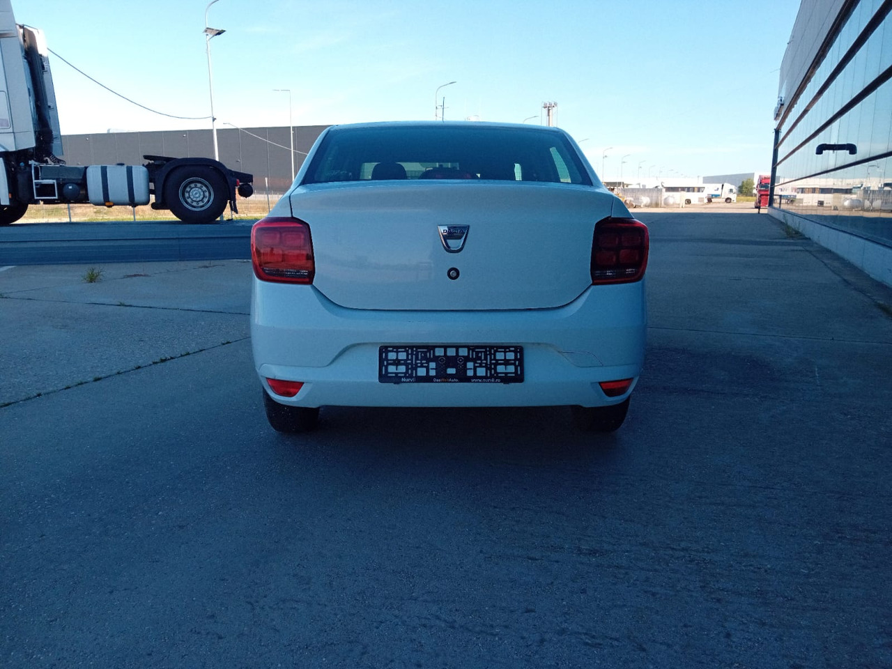 Dacia Logan 1.5 dCi, TOP ! - Sedan: billede 5 Dacia Logan 1.5 dCi, TOP ! - Sedan: billede 5