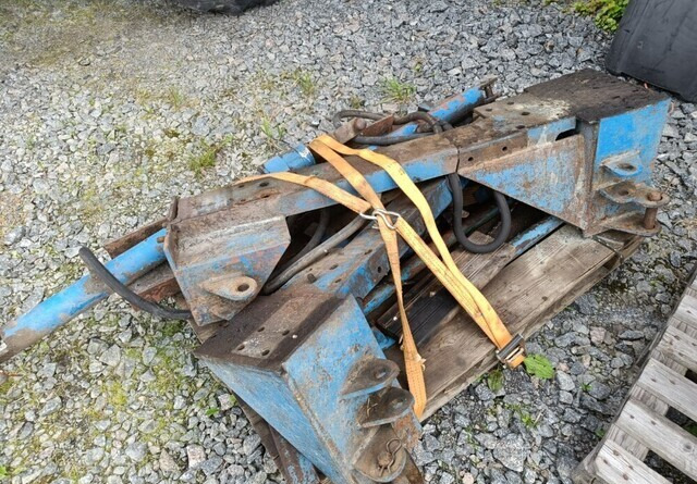 Fordson Diesel Major etukuormaajan osia - Frontlæsser til traktor: billede 3 Fordson Diesel Major etukuormaajan osia - Frontlæsser til traktor: billede 3