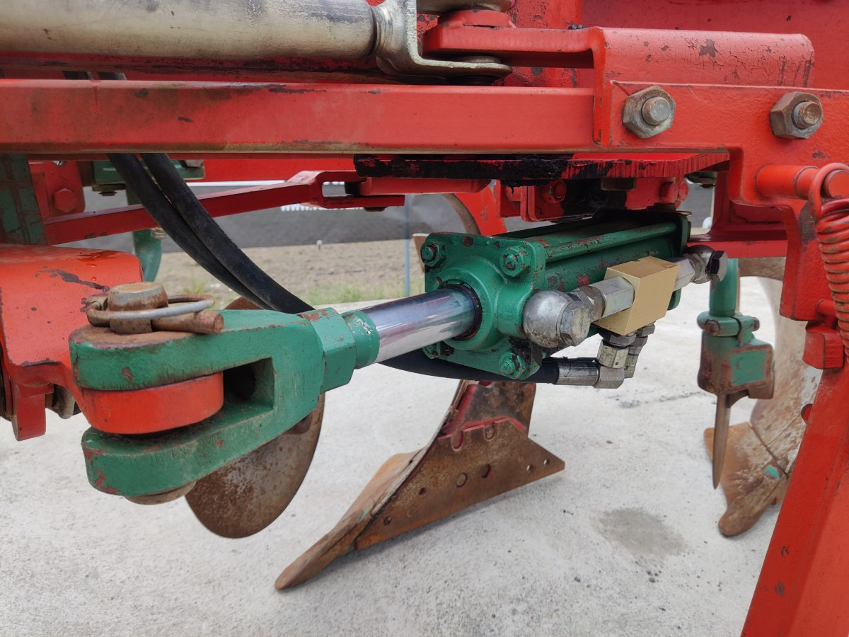 KVERNELAND AB85 4-siipinen sarka-aura - Plov: billede 3 KVERNELAND AB85 4-siipinen sarka-aura - Plov: billede 3