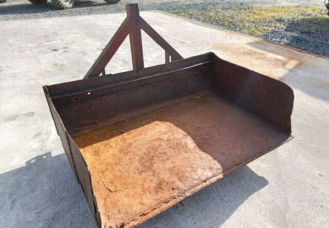 Kuljetuslaatikko 160cm - Skovl for Landbrugsmaskine: billede 1 Kuljetuslaatikko 160cm - Skovl for Landbrugsmaskine: billede 1