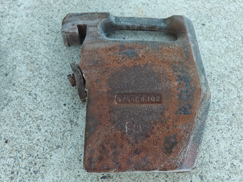 ZETOR Etupainosarja 8kpl - Landbrugsmaskine: billede 4 ZETOR Etupainosarja 8kpl - Landbrugsmaskine: billede 4