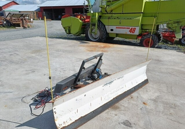 Lumilevy 230cm - vinssillä - Sneplov for Landbrugsmaskine: billede 1 Lumilevy 230cm - vinssillä - Sneplov for Landbrugsmaskine: billede 1