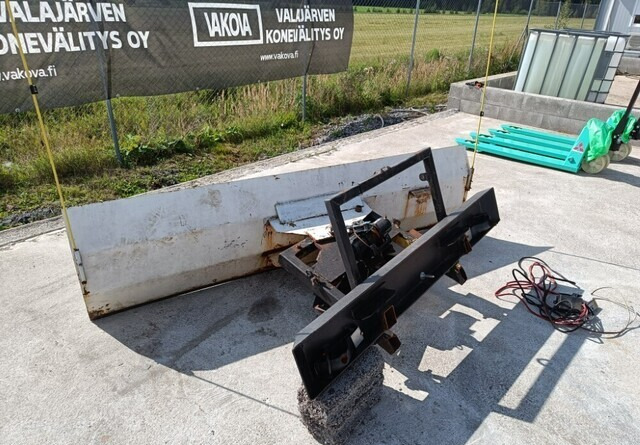 Lumilevy 230cm - vinssillä - Sneplov for Landbrugsmaskine: billede 3 Lumilevy 230cm - vinssillä - Sneplov for Landbrugsmaskine: billede 3