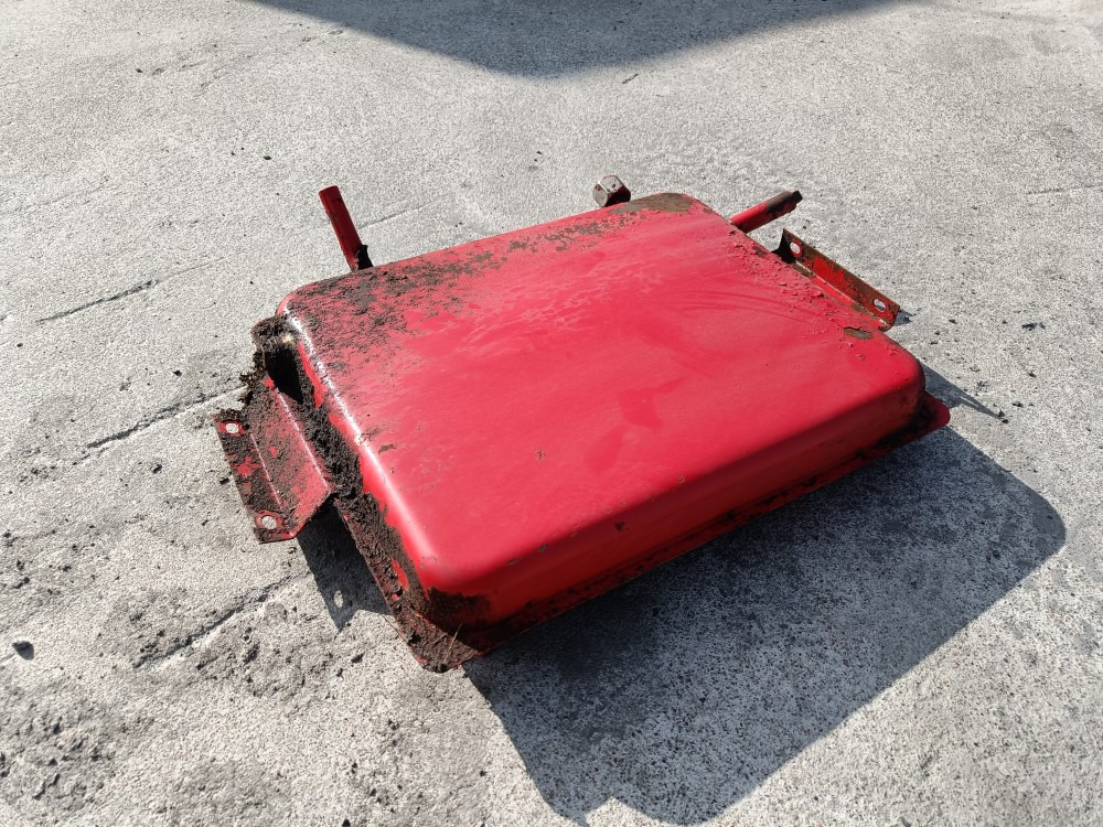 Sampo 410 hydrauliikkaöljysäiliö  - Hydraulisk tank for Mejetærsker: billede 1 Sampo 410 hydrauliikkaöljysäiliö  - Hydraulisk tank for Mejetærsker: billede 1