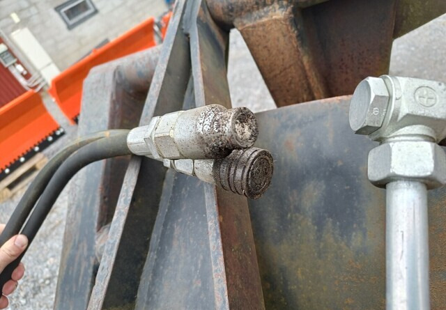 Grab for Landbrugsmaskine Tukkikoura järeä, CAT kurottajan sovitteella: billede 13 Grab for Landbrugsmaskine Tukkikoura järeä, CAT kurottajan sovitteella: billede 13