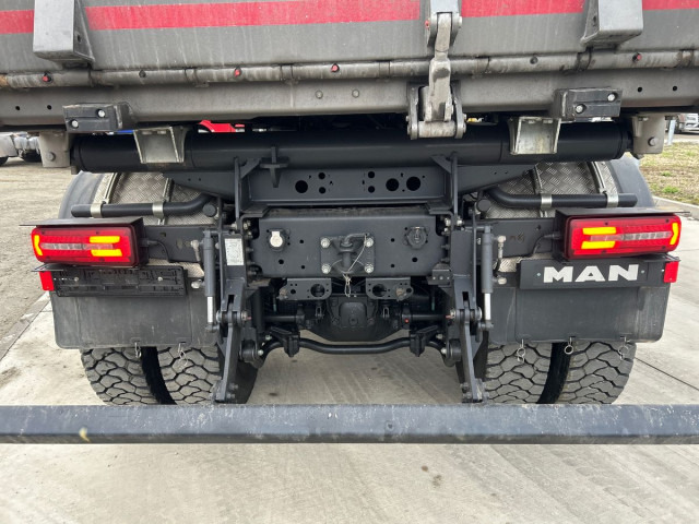 MAN TGS 41.540 8x8 BB CH - Ladbil med tip: billede 5 MAN TGS 41.540 8x8 BB CH - Ladbil med tip: billede 5