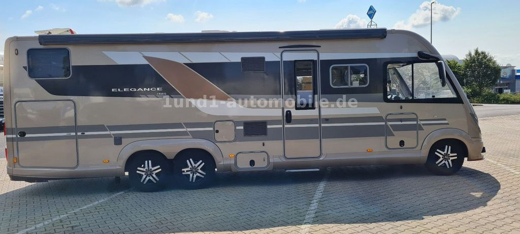 Bürstner Elegance I 910 G Solar/AHK/RFK/Alde/TwinSat/2xTV/Vollausstattung Elegance I 910 G Solar/AHK/RFK/Alde/TwinSat/2xTV/Vollausstattung - Helintegreret autocamper: billede 2 Bürstner Elegance I 910 G Solar/AHK/RFK/Alde/TwinSat/2xTV/Vollausstattung Elegance I 910 G Solar/AHK/RFK/Alde/TwinSat/2xTV/Vollausstattung - Helintegreret autocamper: billede 2