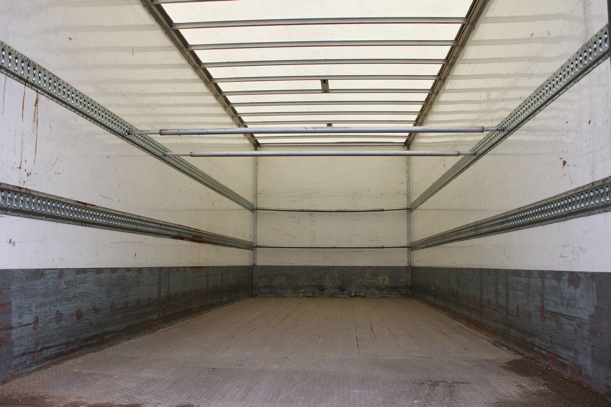 Lastbil varevogn Scania P230: billede 18