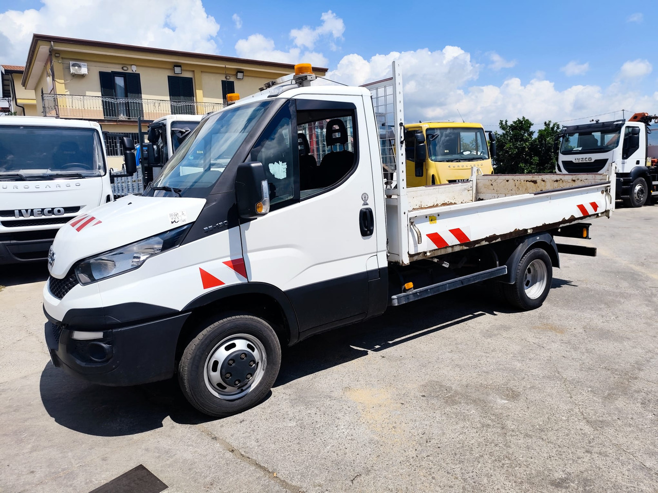 IVECO DAILY 35-130 - Ladbil med tip: billede 3 IVECO DAILY 35-130 - Ladbil med tip: billede 3