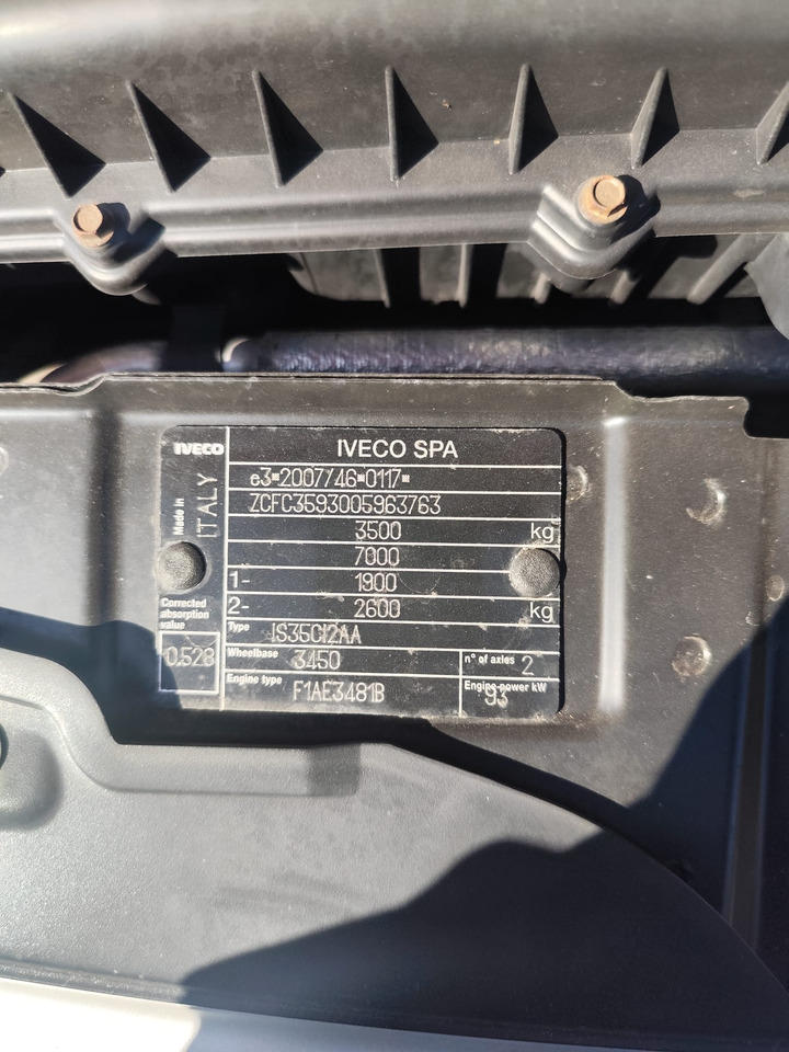 IVECO DAILY 35C13 - Ladbil med tip: billede 2 IVECO DAILY 35C13 - Ladbil med tip: billede 2